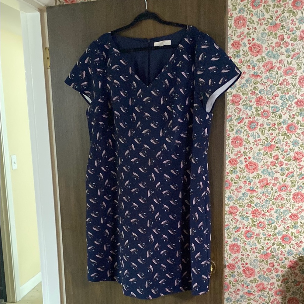 LOFT Navy and Pink short sleeve size 20 feather dress